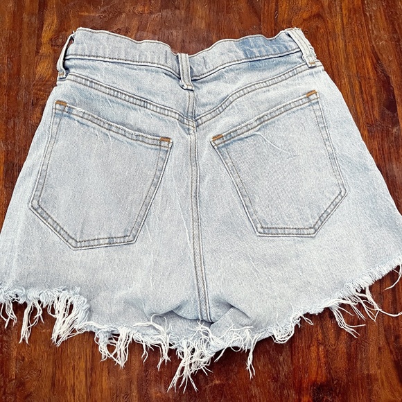 Abercrombie & Fitch The 90s Hi Rise Relaxed Cut Off Shorts Size 0 - Picture 2 of 2